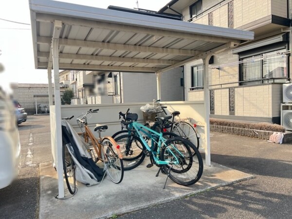 建物設備(駐輪場)