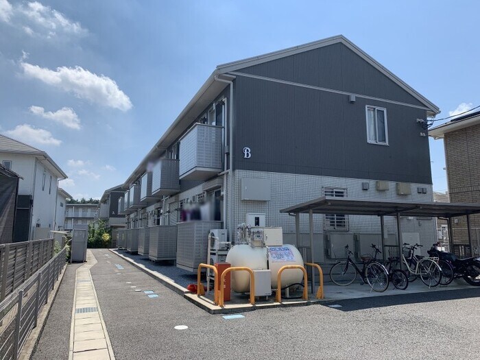 物件外観写真1　(物件外観)