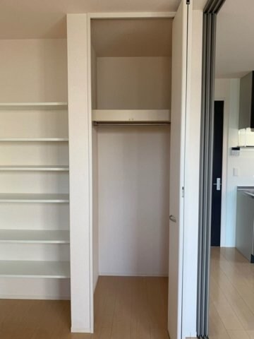 物件内観写真13　(収納)