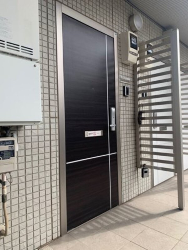 玄関(玄関前)