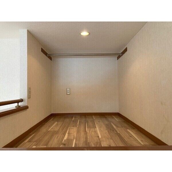 物件内観写真6　(ロフト)