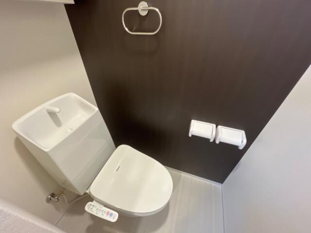 物件内観写真19　(トイレ)