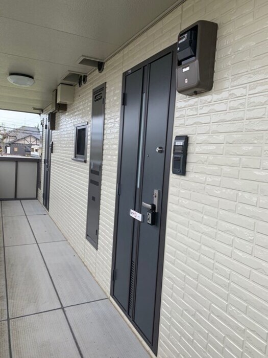 物件外観写真3　(ロビー)