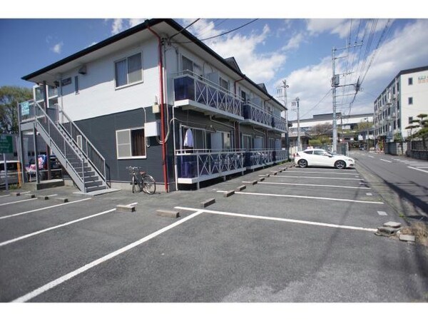 駐車場(駐車場)
