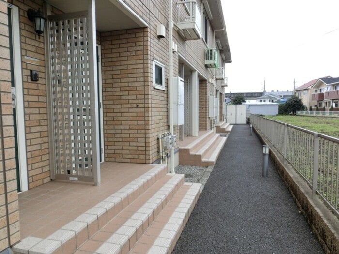 物件外観写真6　(エントランス)