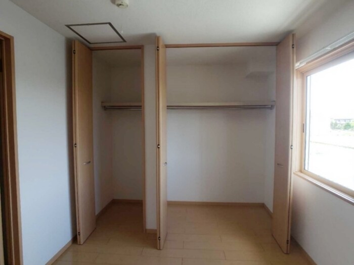 物件内観写真14　(収納)