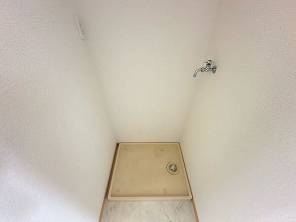 建物設備(洗濯機置場)