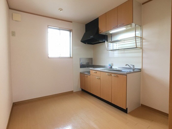 物件内観写真8　(独立キッチン)