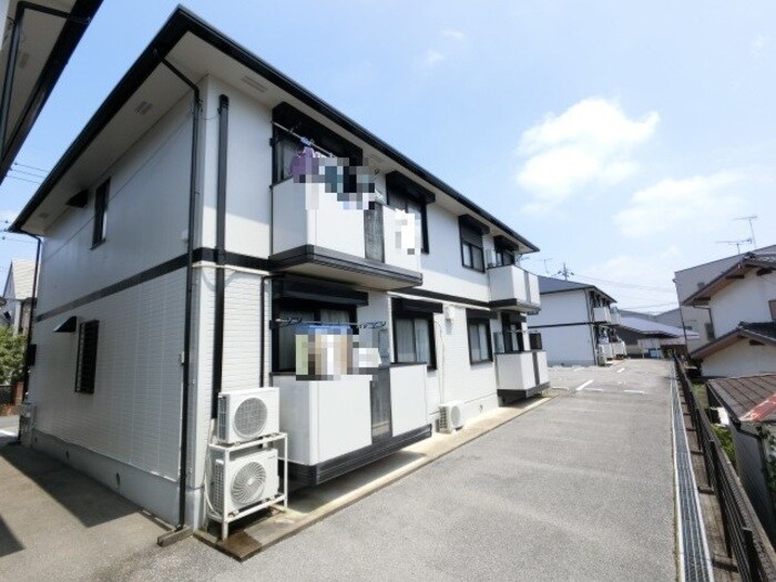 物件外観写真1　(建物外観)