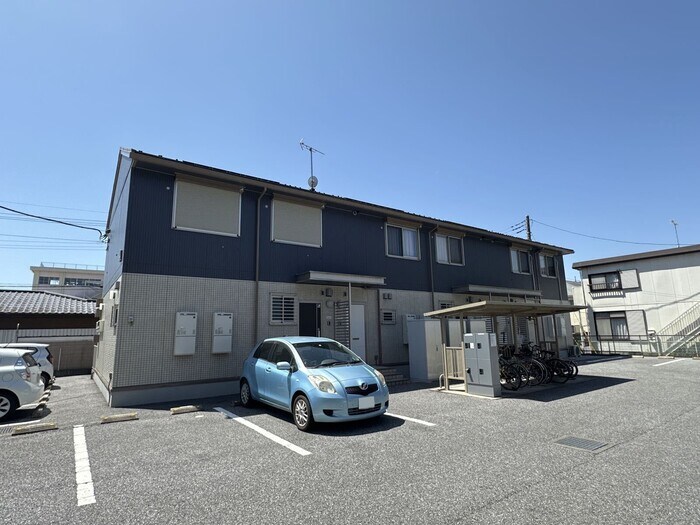 物件外観写真1　(建物外観)