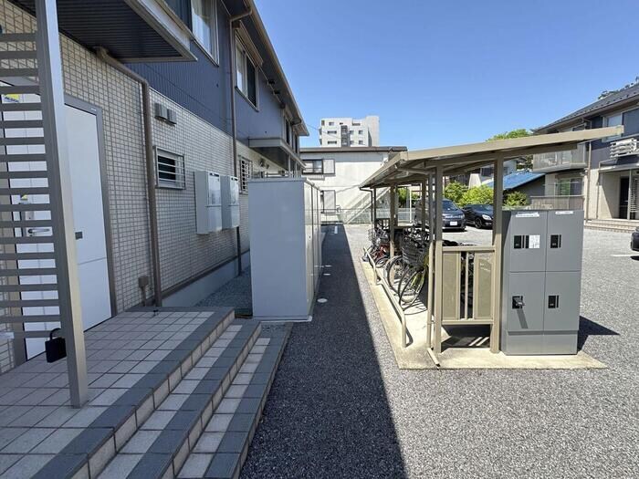 物件外観写真3　(ロビー)