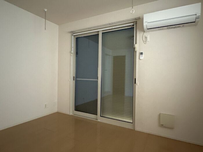 物件内観写真23　(シャッター雨戸)