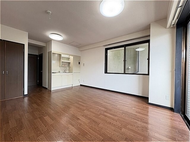 物件内観写真5　(洋室)