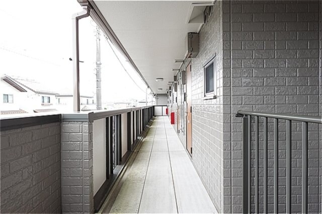 物件内観写真25　(共用廊下)