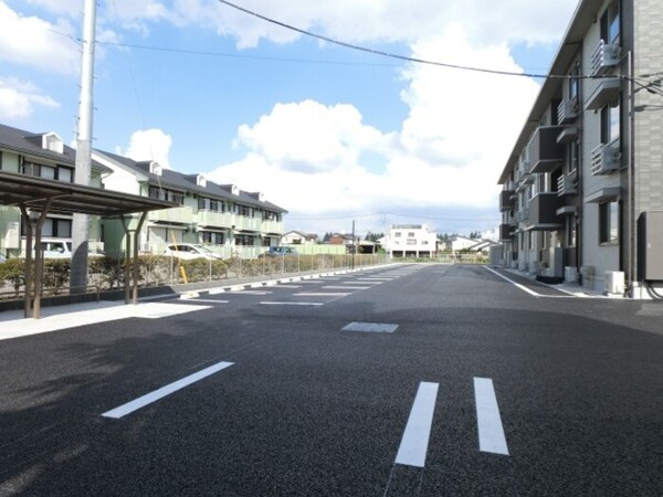 駐車場(北側駐車場)