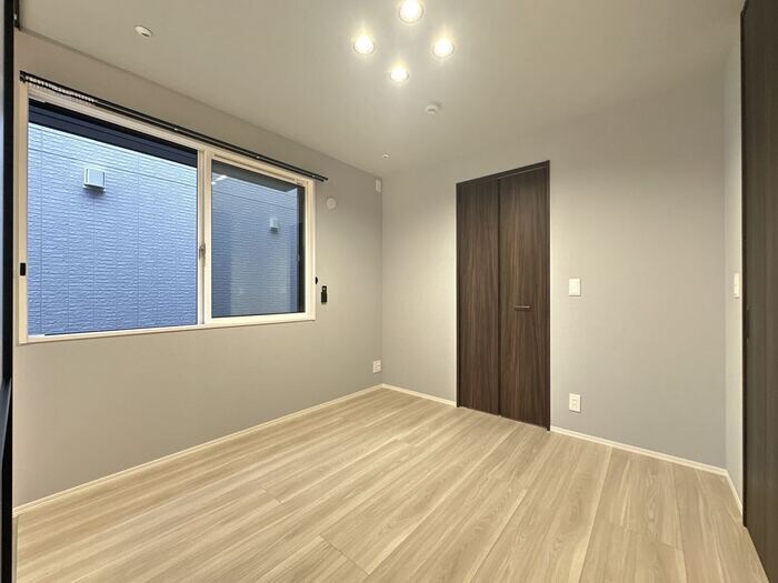 物件内観写真9　(洋室)