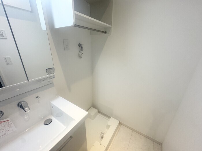 物件内観写真10　(洗濯機置場)