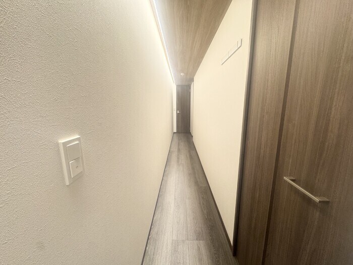 物件内観写真22　(廊下)