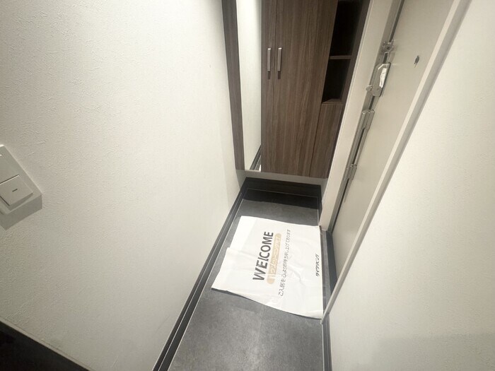 物件内観写真17　(玄関)