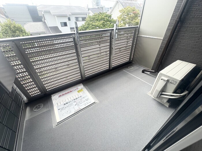 物件内観写真12　(バルコニー)