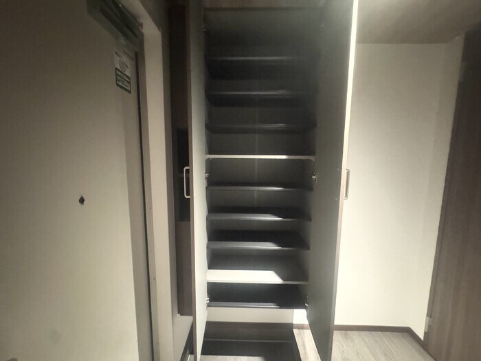 物件内観写真13　(シューズボックス)