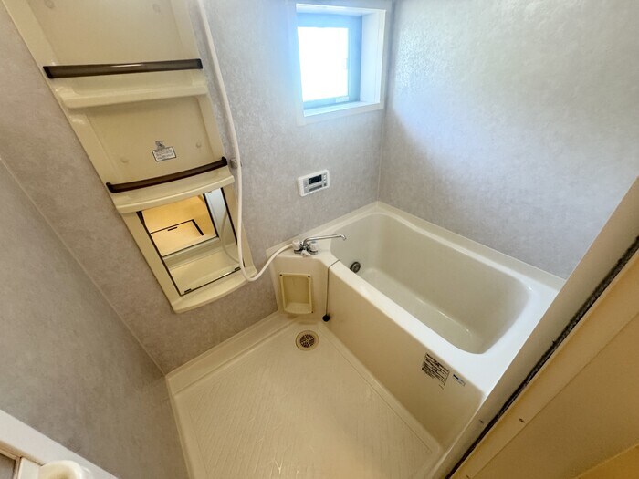 物件内観写真10　(浴室)