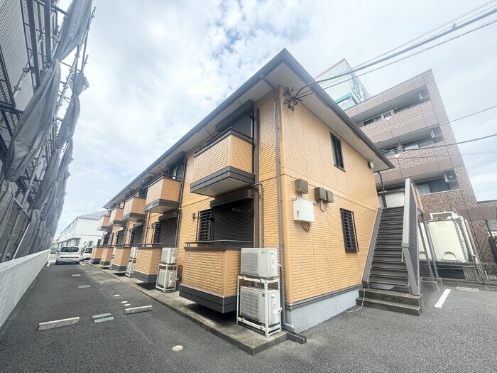 物件外観写真1　(建物外観)