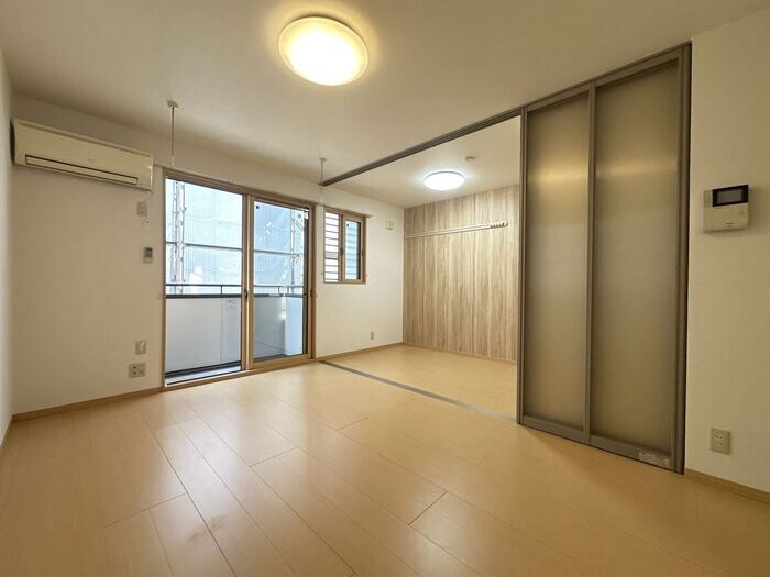 物件内観写真5　(LDK)