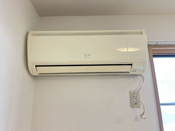 建物設備(エアコン)