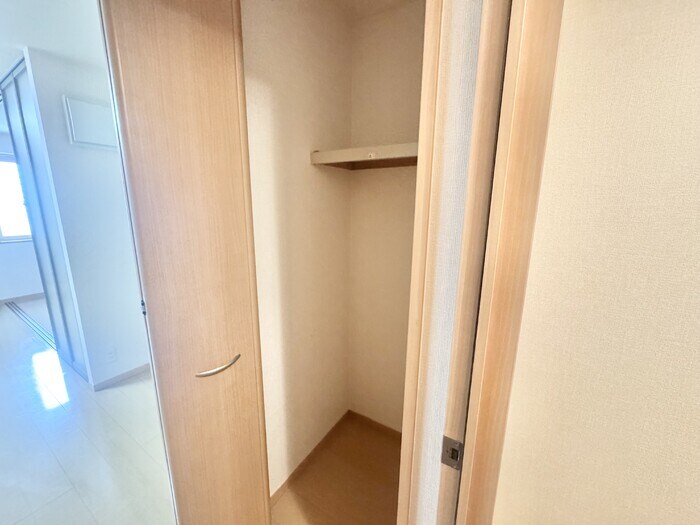 物件内観写真17　(収納)