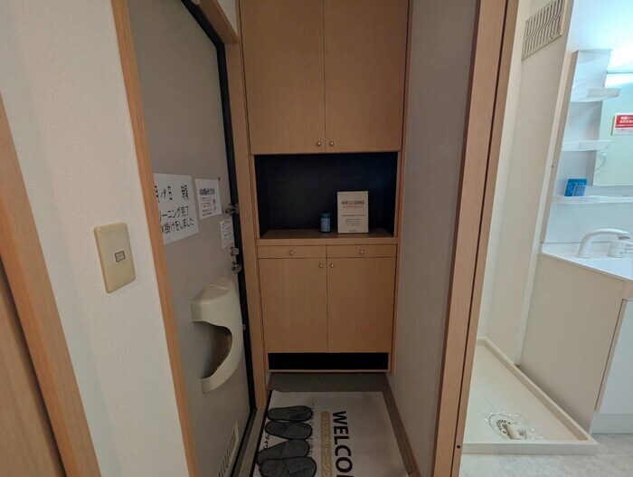 物件内観写真20　(玄関)