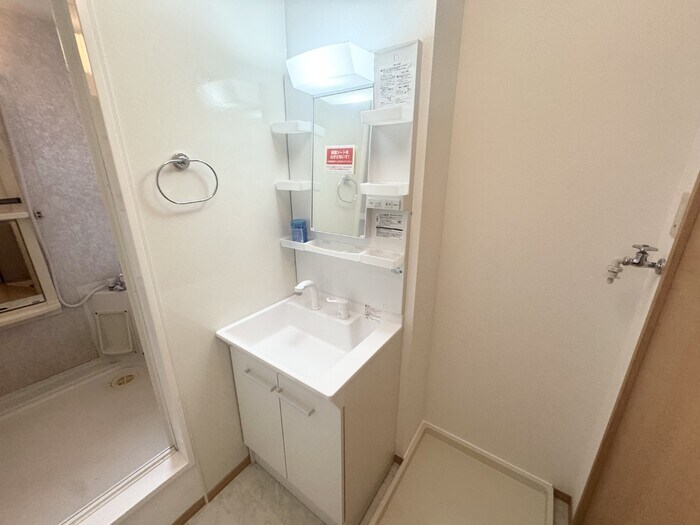 物件内観写真13　(洗面所)