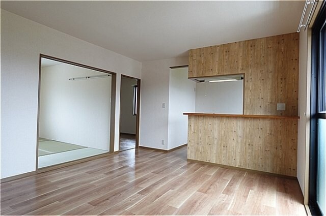 物件内観写真16　(ＬＤＫ～洋室・和室)