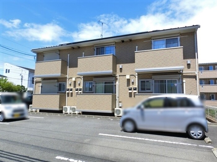 物件外観写真1　(建物外観)