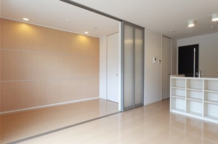 物件内観写真18　(ＬＤＫ～洋室)