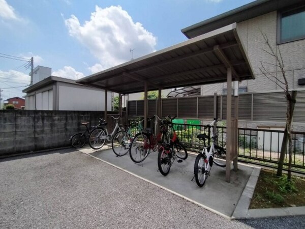 建物設備(駐輪場)