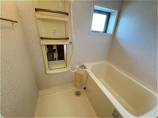 物件内観写真7　(浴室)