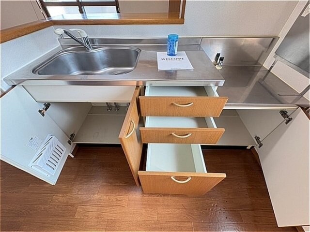 物件内観写真19　(キッチン・収納)