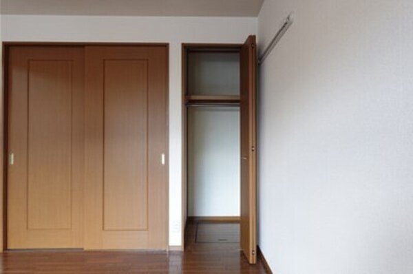 内装他(ＬＤＫ・クローゼット)