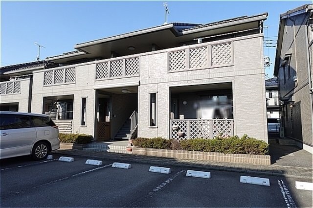 物件外観写真1　(建物外観)