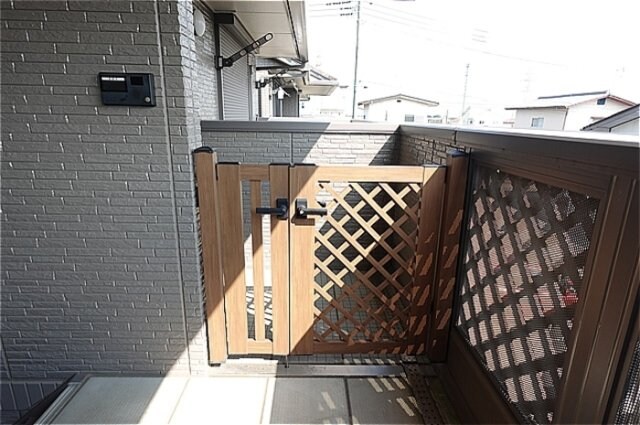 物件内観写真23　(各戸・門扉付きです)