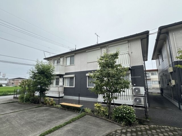 物件外観写真1　(建物外観)