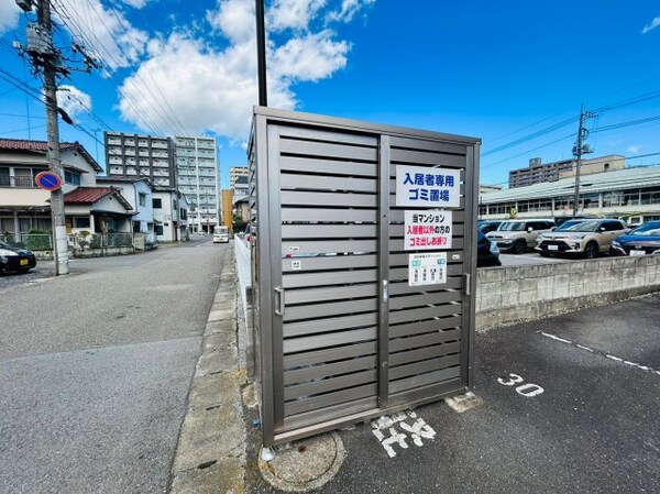 建物設備(敷地内専用ゴミステーション)