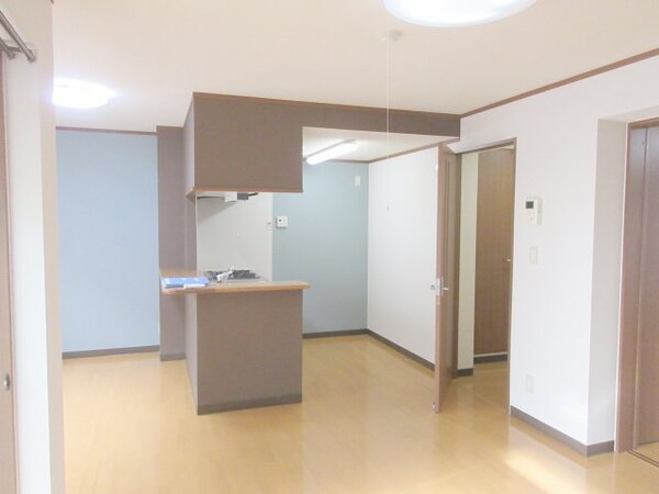 居室(内装写真は102号室の写真になります。)
