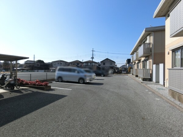 駐車場(駐車場)
