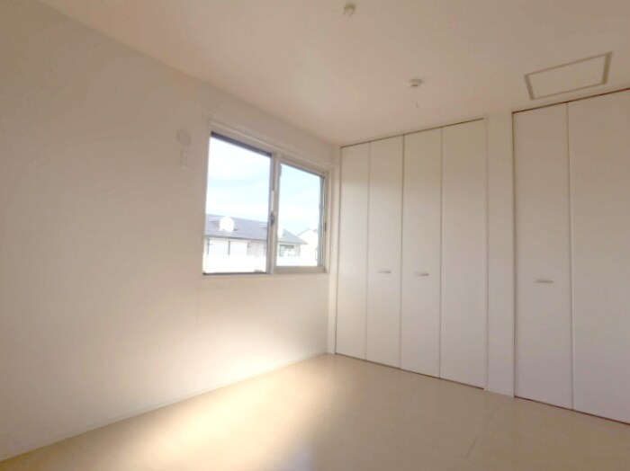 物件内観写真9　(洋室)