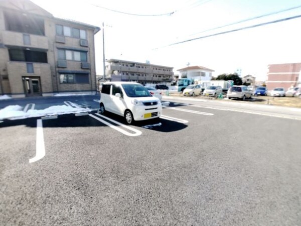 駐車場(駐車場)