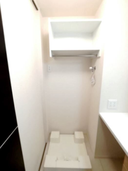 物件内観写真19　(洗濯機置き場)