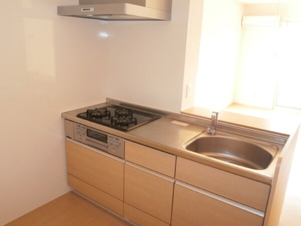 キッチン(ガスコンロ付き対面キッチン)
