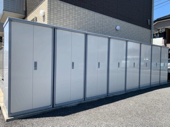 物件内観写真24　(外部物置)